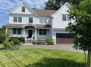 250 West Ave, Darien, CT 06820