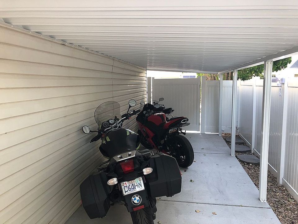 Motorcycle parking 