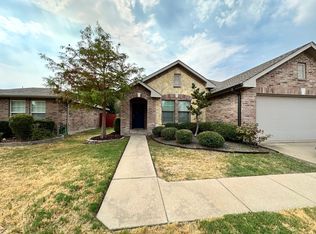 5733 Mirror Ridge Dr, Fort Worth, TX 76179