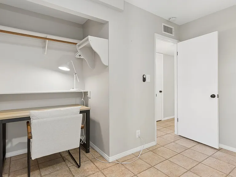 2356 N 85th Pl — Photo 20