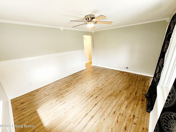 5th image of 8210 Biscane Dr