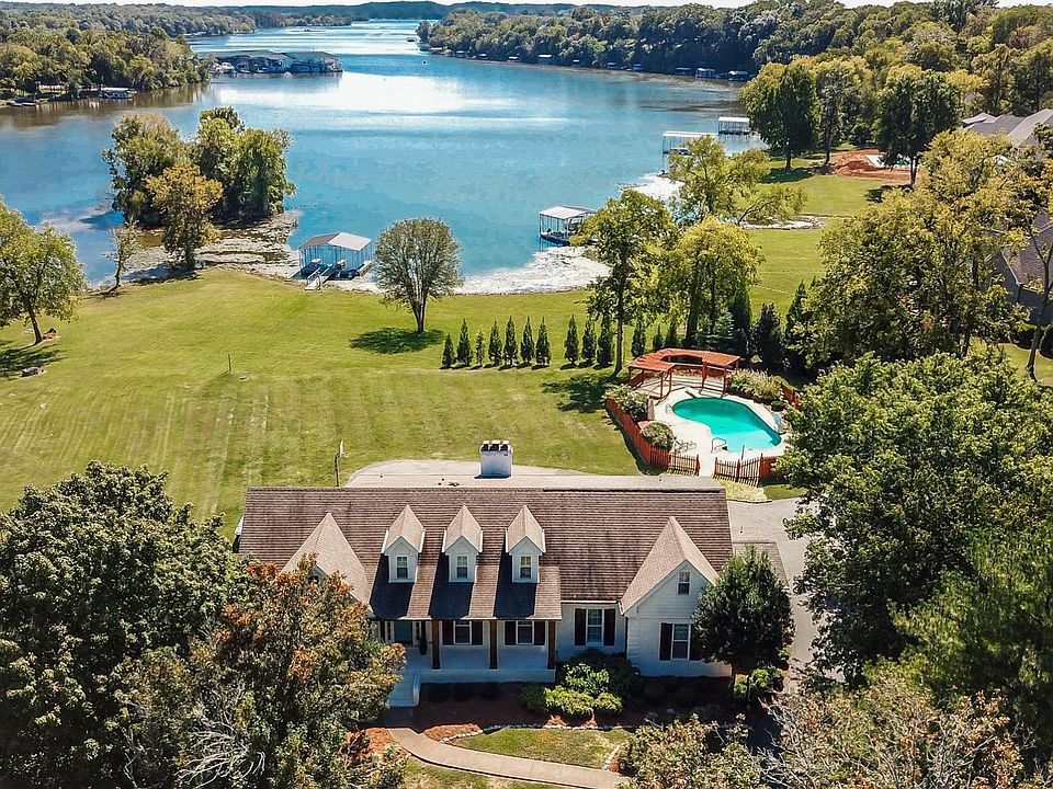 647 Bay Point Dr, Gallatin, TN 37066 Zillow