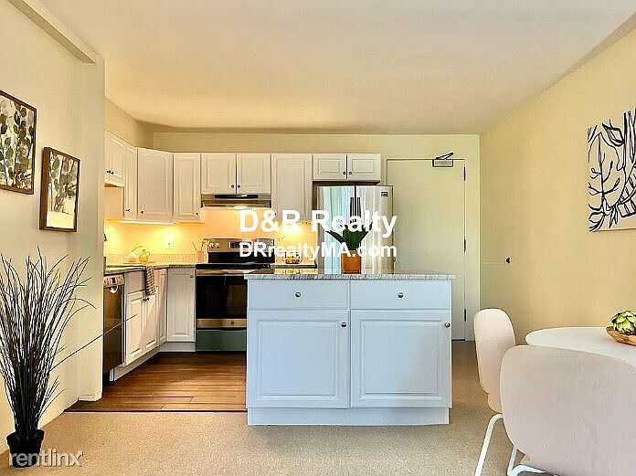 29 Concord Ave. #312 Cambridge Unit Photo 2