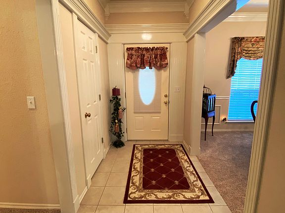 5th image of 1205 S Mockingbird Ln