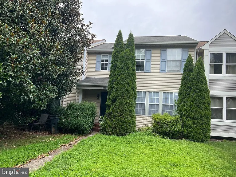 1520 Murray Pl — Photo 1