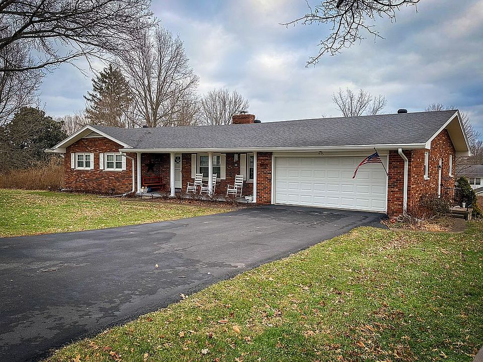 1st image of 120 Sharon Ln