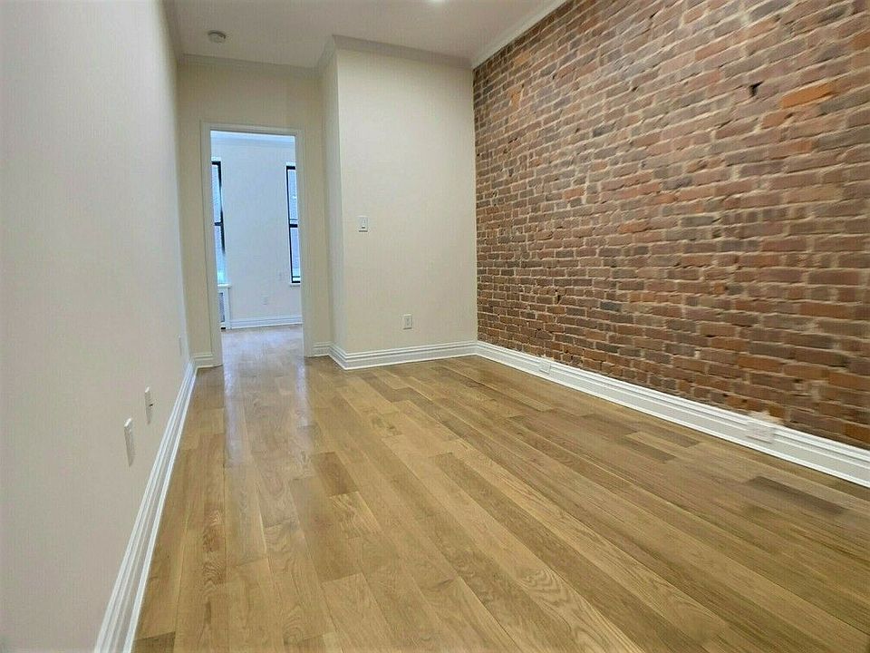 2nd image of 147 E 90th St #44F