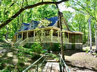 110 Singing Waters Dr, Seneca, SC 29672