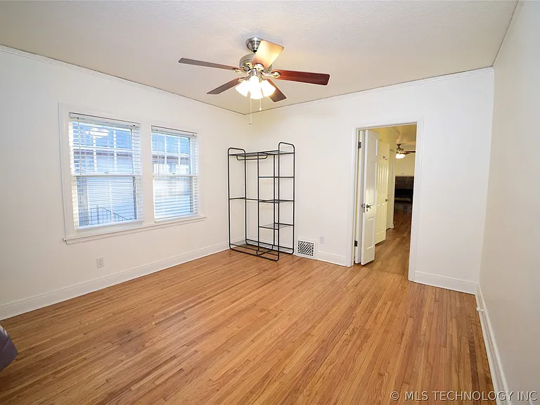 1740 S Yorktown Ave — Photo 10