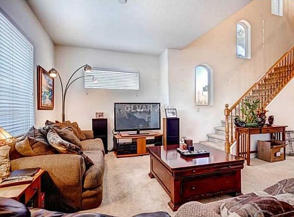 3rd image of 10762 Avenzano St