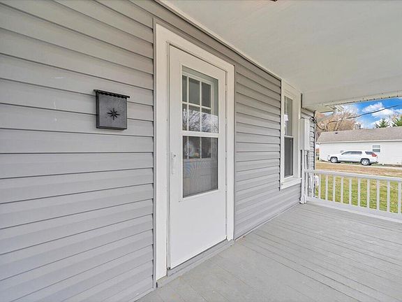 3rd image of 216 Bowman Ave