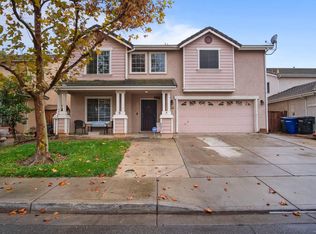 1134 Kestrel Dr, Patterson, CA 95363