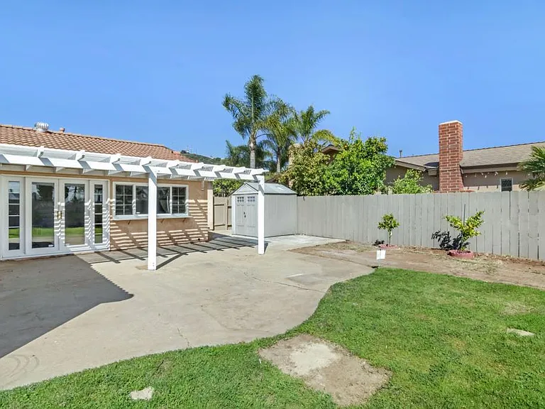 1101 Calle Vista Ave — Photo 29