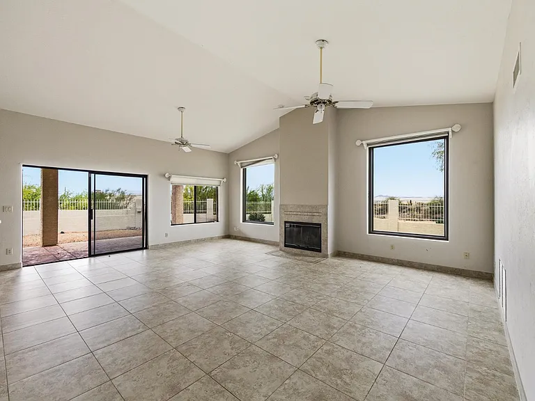 17422 E Flat Rock Dr — Photo 7