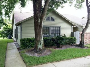 2442 Bentley Dr, Palm Harbor, FL 34684
