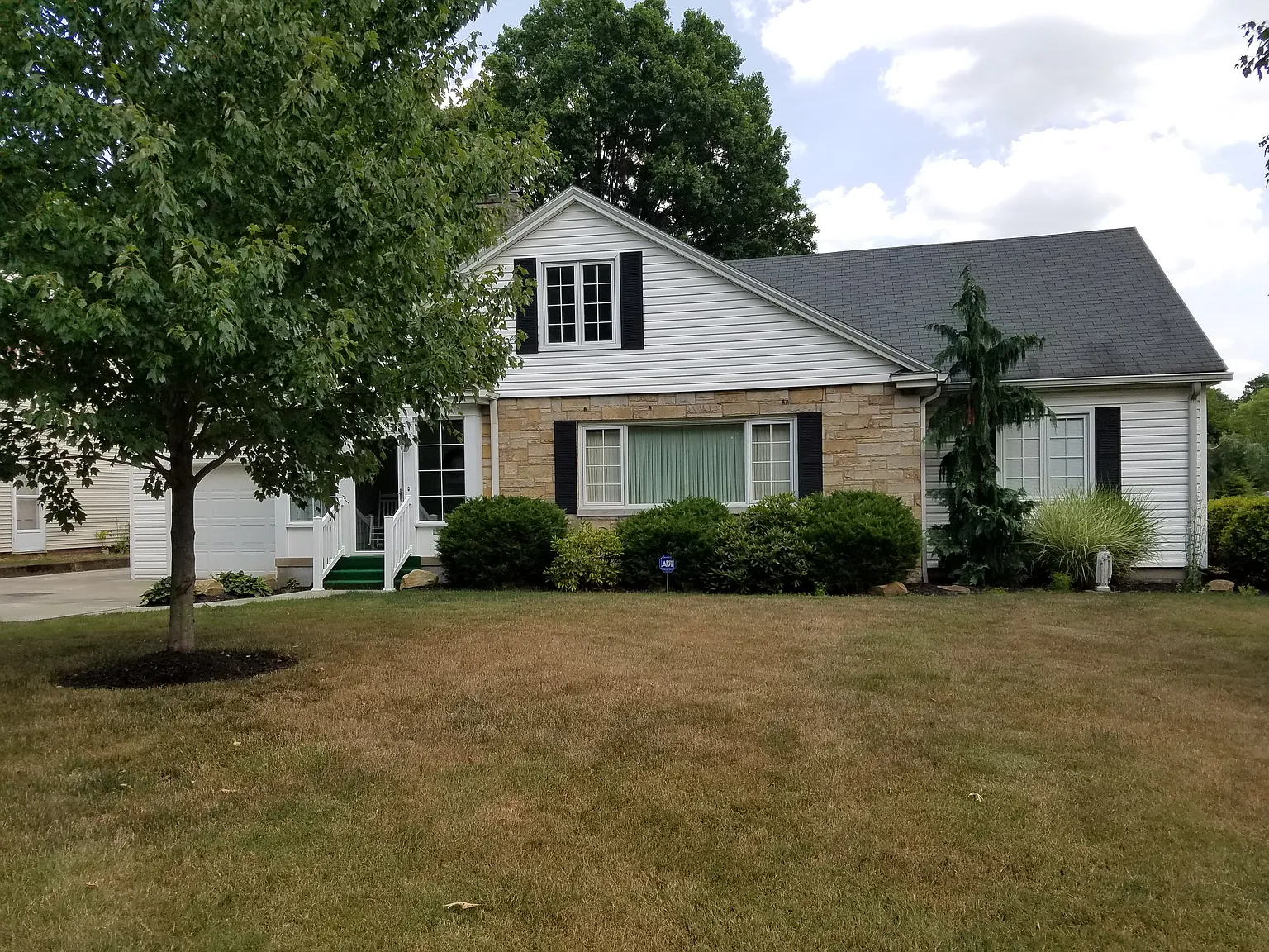 330 Buhl Blvd photo 1