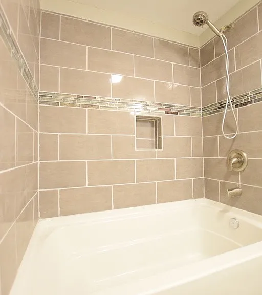 1002 N Aurora St — Photo 140