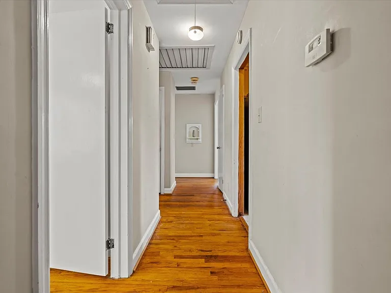 726 Wisteria Dr — Photo 20