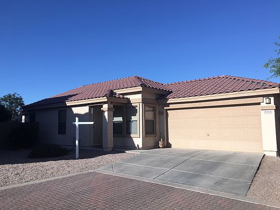 4th image of 2318 E Gleneagle Dr