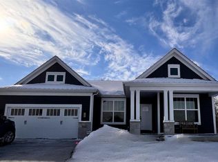 5015 Pacific Crest Trl, Cottleville, MO 63304