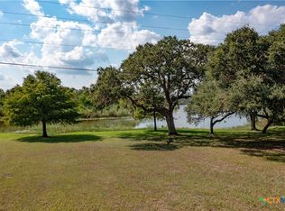 107 E Circle St, Goliad, TX 77963