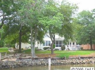327 River Point Rd, Clover, SC 29710