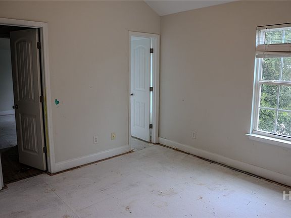 3rd image of 81 Ristona Drive