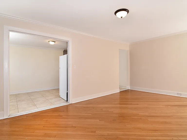 105 5th Ave #3D — Photo 5