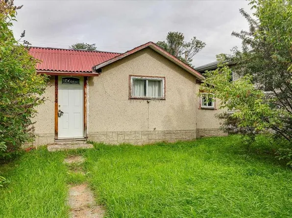 2214 S 19th Ave, Bowden, AB T0M 0K0