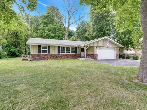 3102 Five Mile Rd, Racine, WI 53402