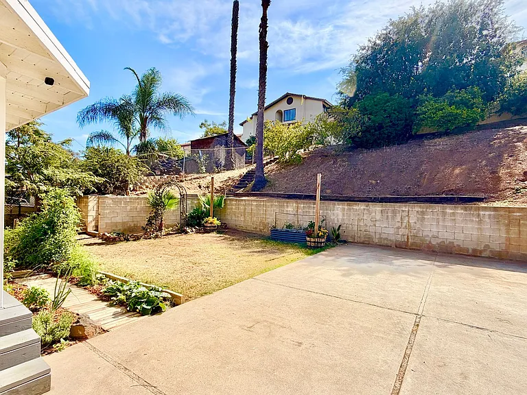 1280 Alturas Rd — Photo 17