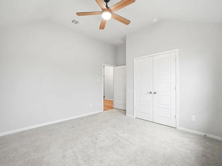 19218 Jenny Creek Ct — Photo 25