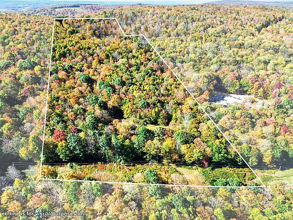 2nd image of 778 Junks Pond Rd
