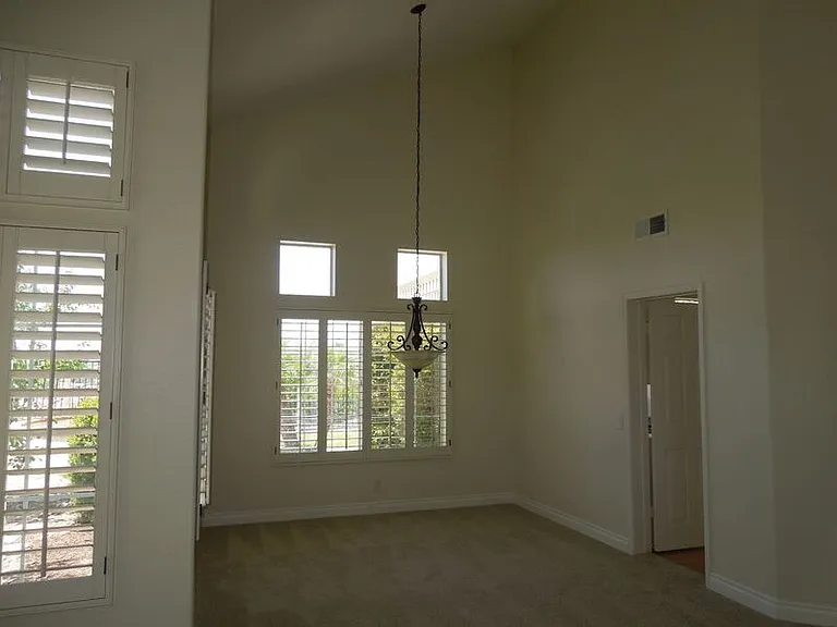 32084 Paseo Parallon — Photo 10