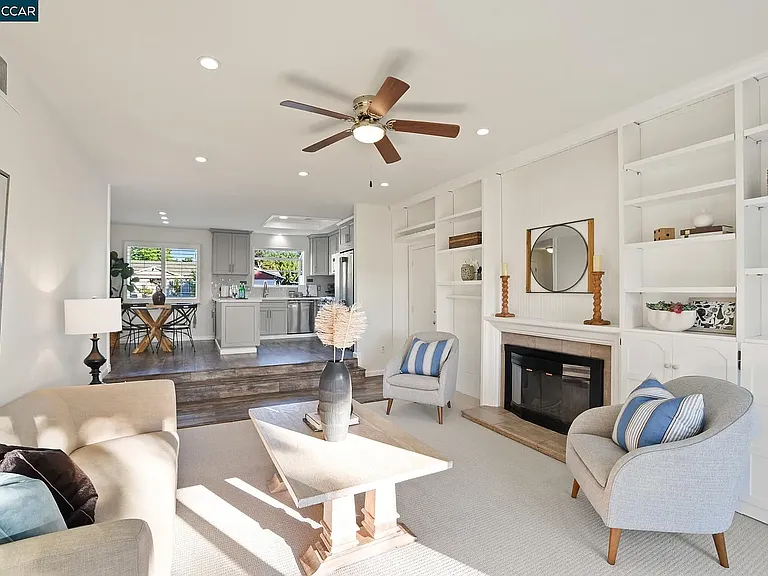 1842 Woodsdale Ct — Photo 16