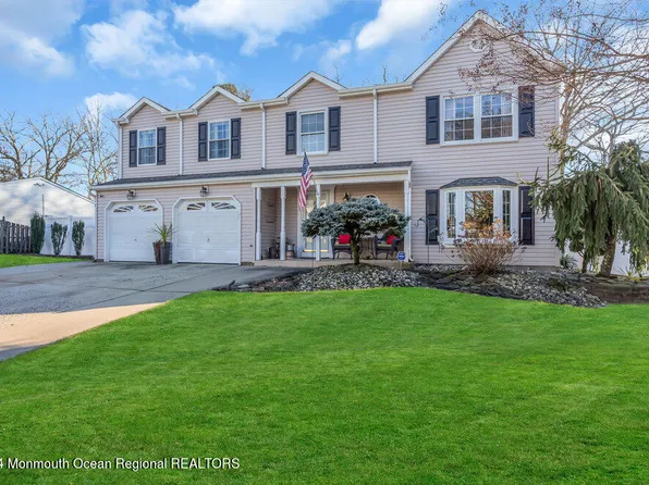 64 Concord Circle, Howell, NJ 07731