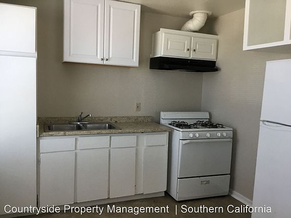 3rd image of 642 N Thorne Ave APT G