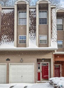 76 North Mountain Drive #B, New Britain, CT, 06052