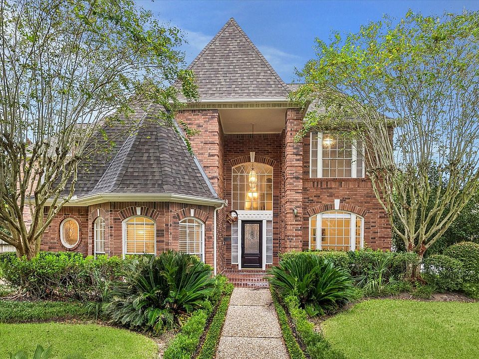 1st image of 3622 Springhill Ln