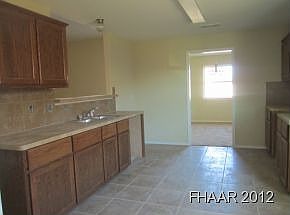 5th image of 401 Constellation Dr