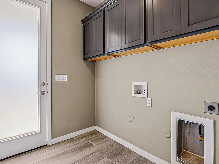 2025 William Caples St — Photo 20