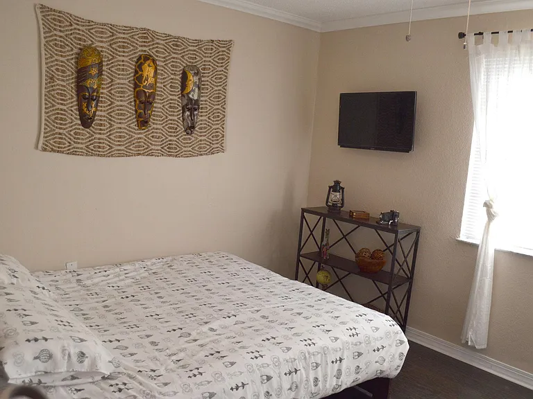 819 Menendez Ct — Photo 4