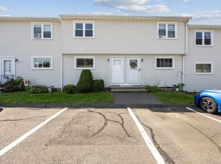1081 New Haven Rd APT 8E, Naugatuck, CT 06770