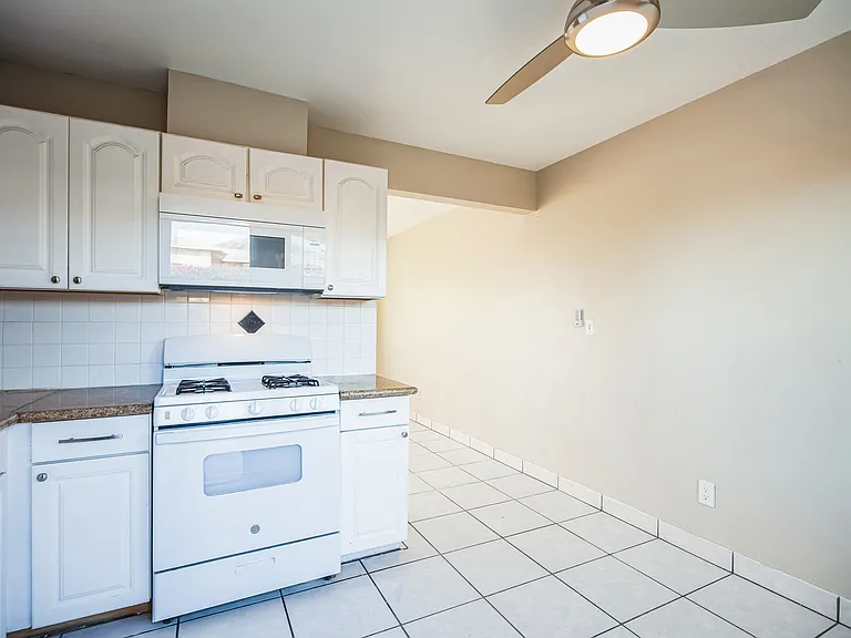 74460 Alessandro Dr — Photo 7