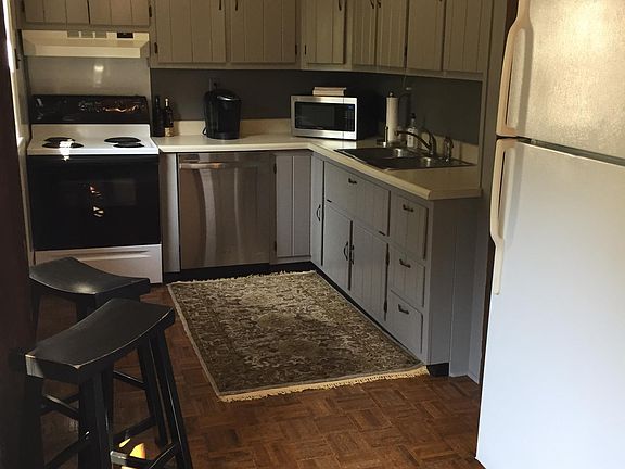 3rd image of 292 Nelson Ave APT 4