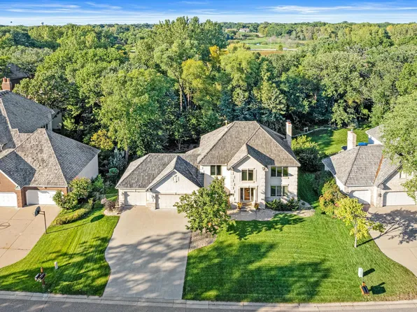 1385 Meadow Ave, Shoreview, MN 55126