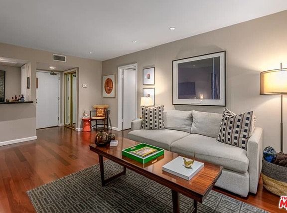 3rd image of 1203 N Sweetzer Ave APT 205