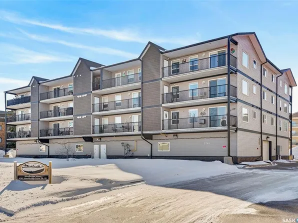 UNIT 208-2761 Woodbridge DRIVE, Prince Albert, SK S6V 3Z9