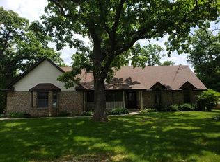 17347 Stimes Rd, Capron, IL 61012