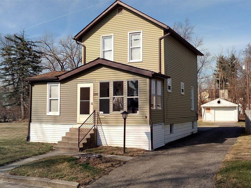 1st image of 2128 Earl Ave